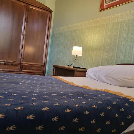 Bialoleka - Darmowy Parking, Szybkie Wifi! *