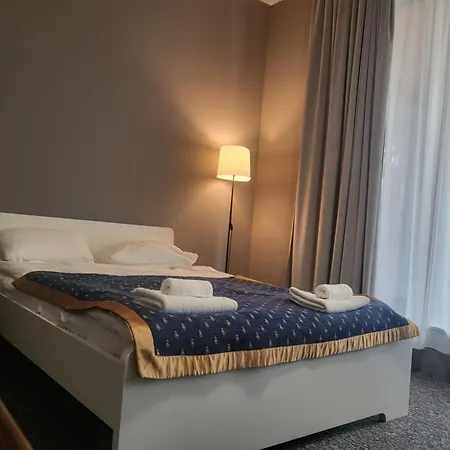 Bialoleka - Darmowy Parking, Szybkie Wifi! *