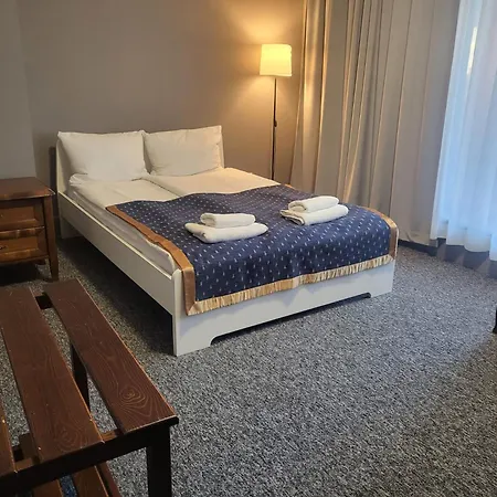 Bialoleka - Darmowy Parking, Szybkie Wifi! Hostel Warschau