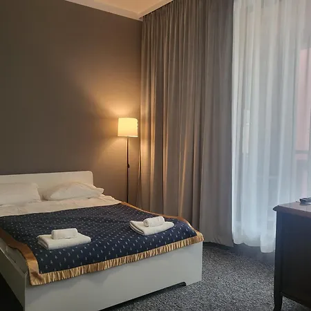 Bialoleka - Darmowy Parking, Szybkie Wifi!